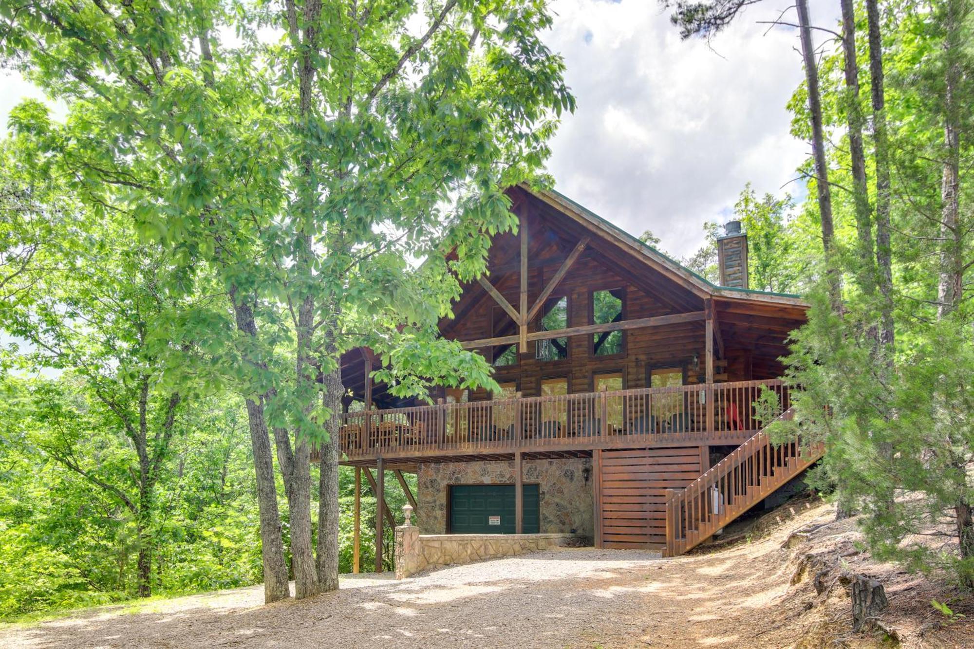 Sevierville Cabin With Deck Minutes To Pigeon Forge المظهر الخارجي الصورة
